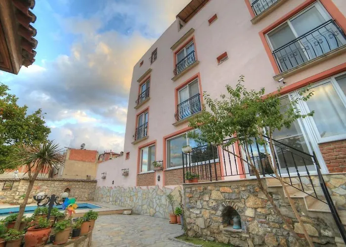 Nazar Hotel