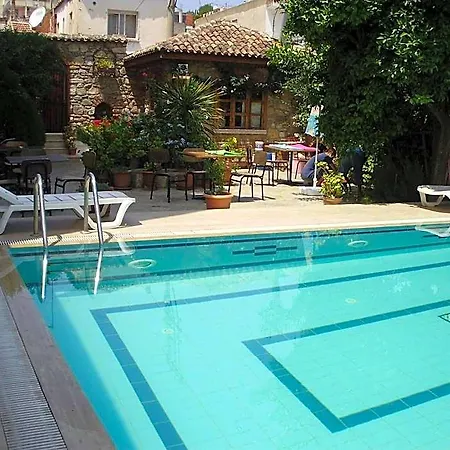 Nazar Hotel 3*